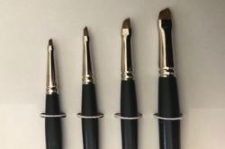 Angular Liner Kolinsky Sable Paintbrush